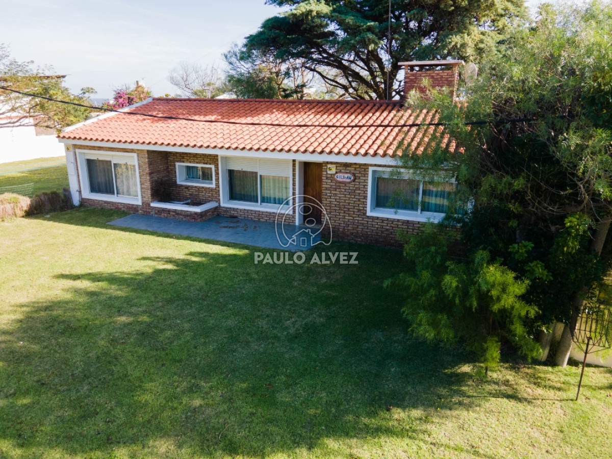Playa Hermosa - GoPunta - Portal Inmobiliario de Punta del Este - Maldonado