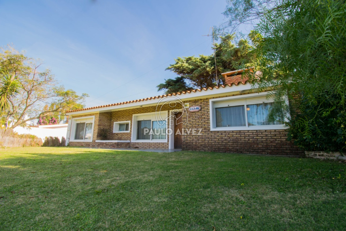 Playa Hermosa - GoPunta - Portal Inmobiliario de Punta del Este - Maldonado