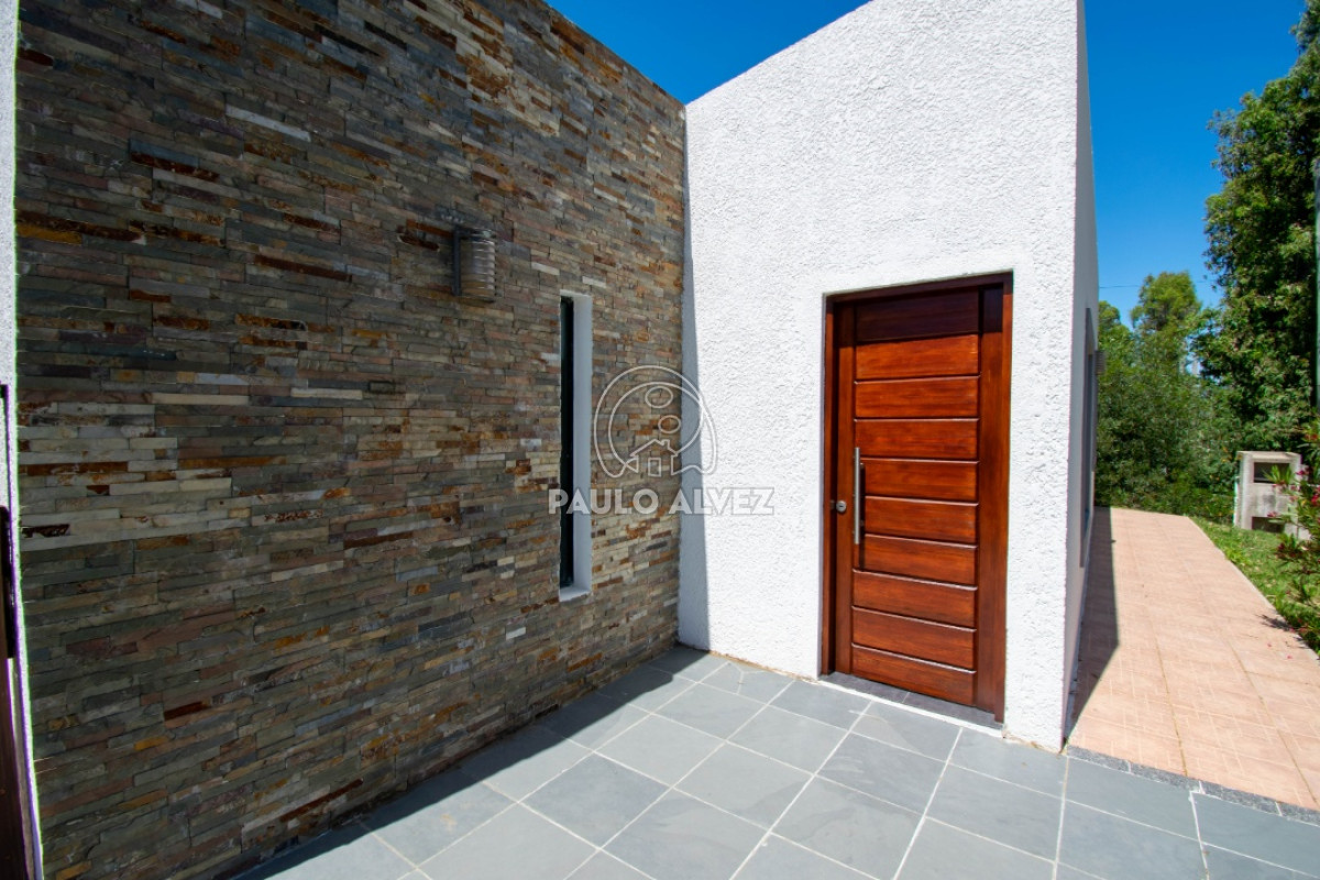Playa Hermosa - GoPunta - Portal Inmobiliario de Punta del Este - Maldonado