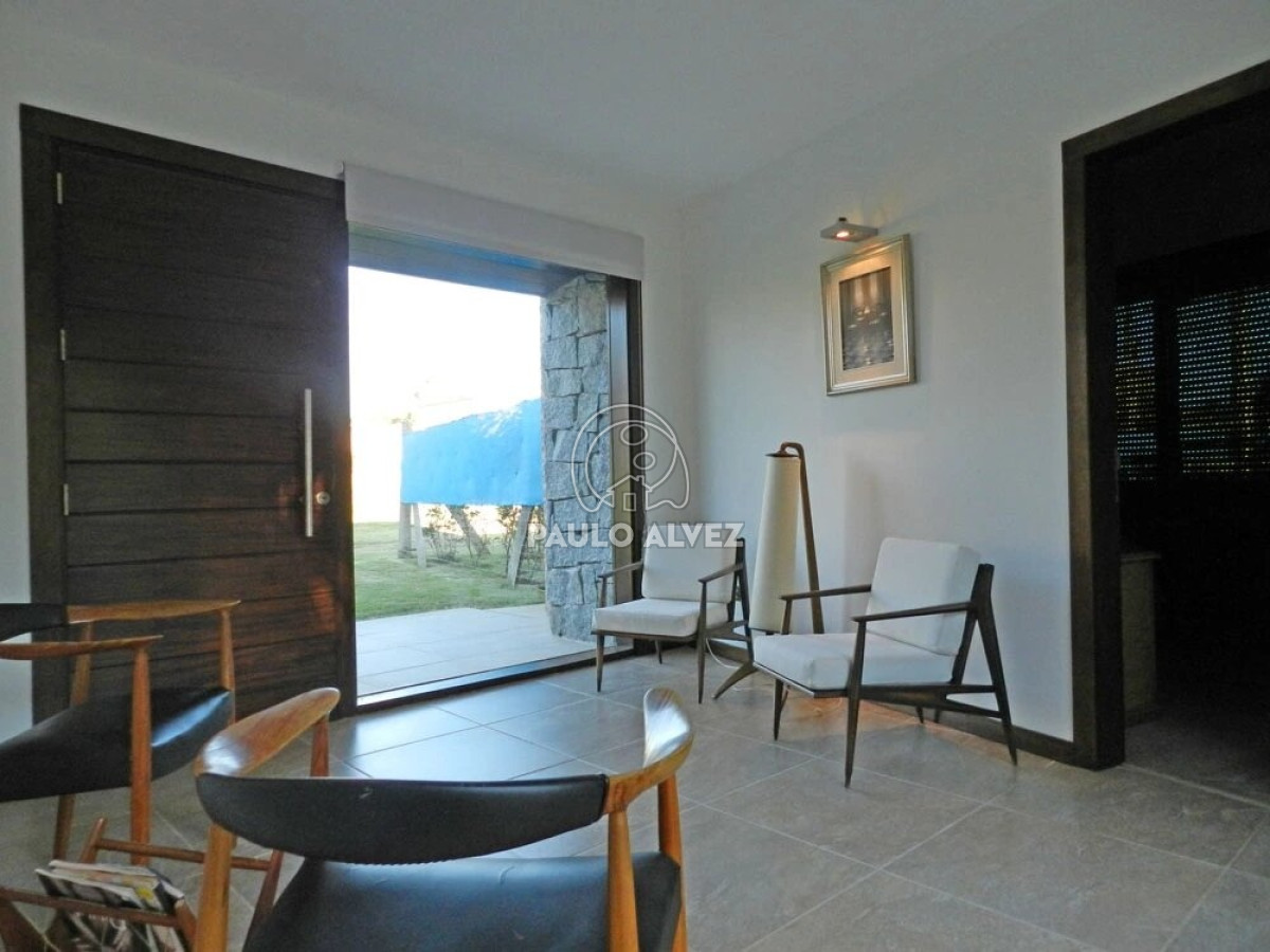 Playa Hermosa - GoPunta - Portal Inmobiliario de Punta del Este - Maldonado