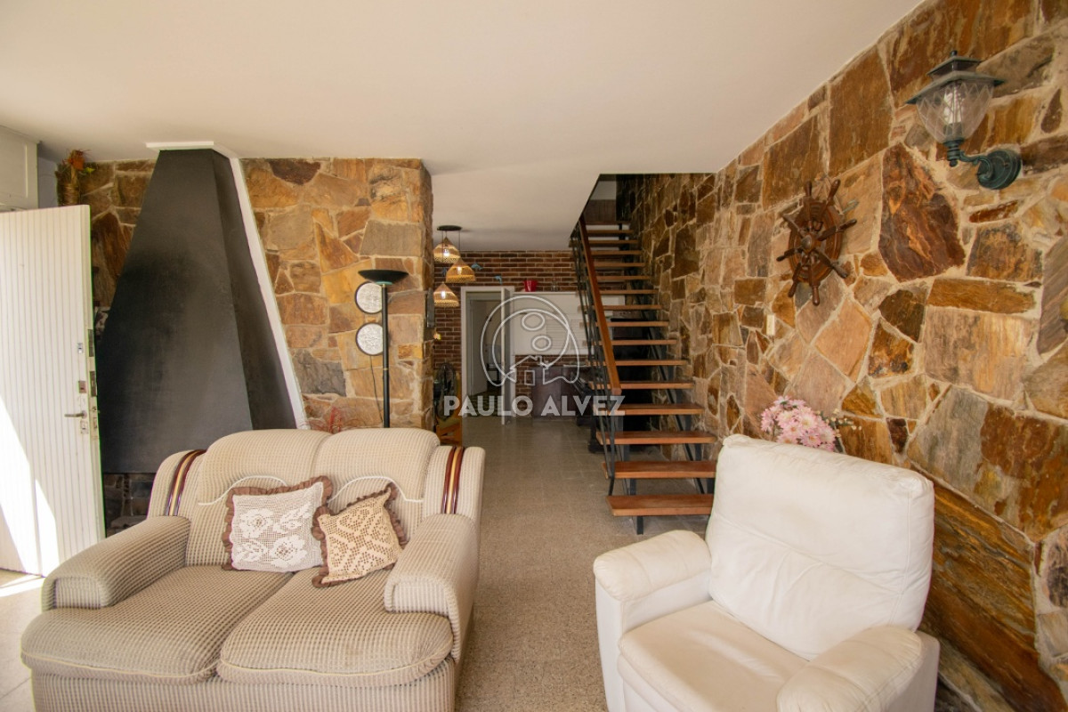 Playa Hermosa - GoPunta - Portal Inmobiliario de Punta del Este - Maldonado