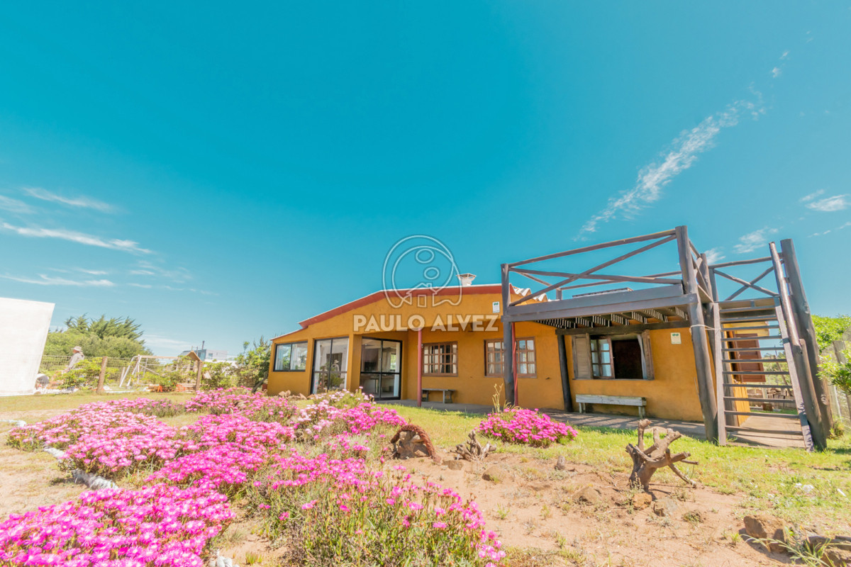 Punta Negra - GoPunta - Portal Inmobiliario de Punta del Este - Maldonado