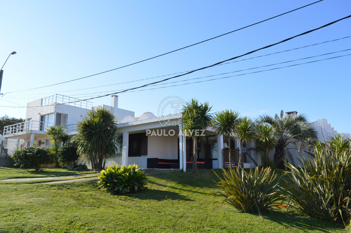 Casa con piscina