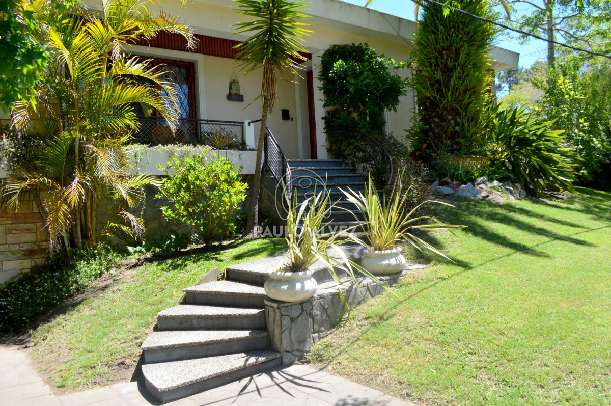 Piriápolis - GoPunta - Portal Inmobiliario de Punta del Este - Maldonado