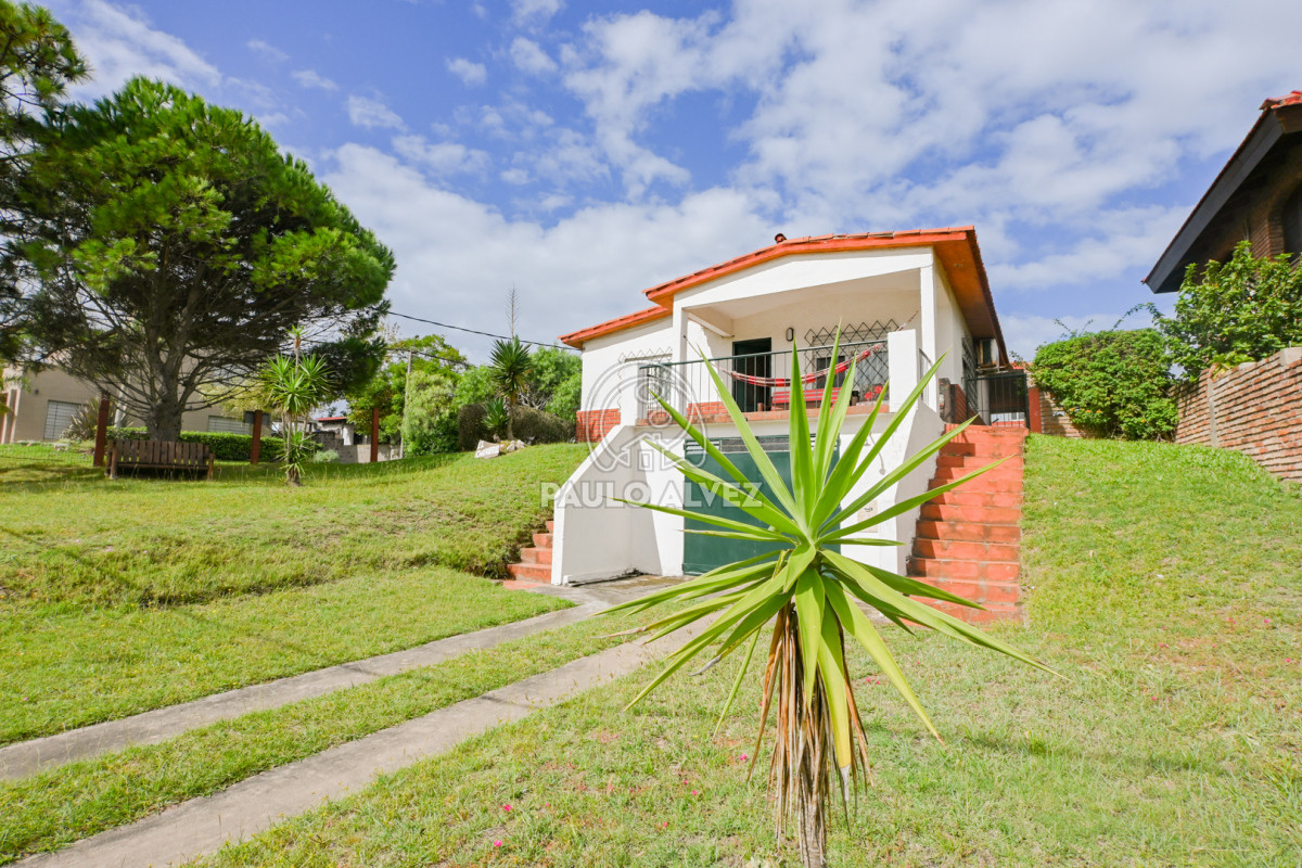 Playa Hermosa - GoPunta - Portal Inmobiliario de Punta del Este - Maldonado