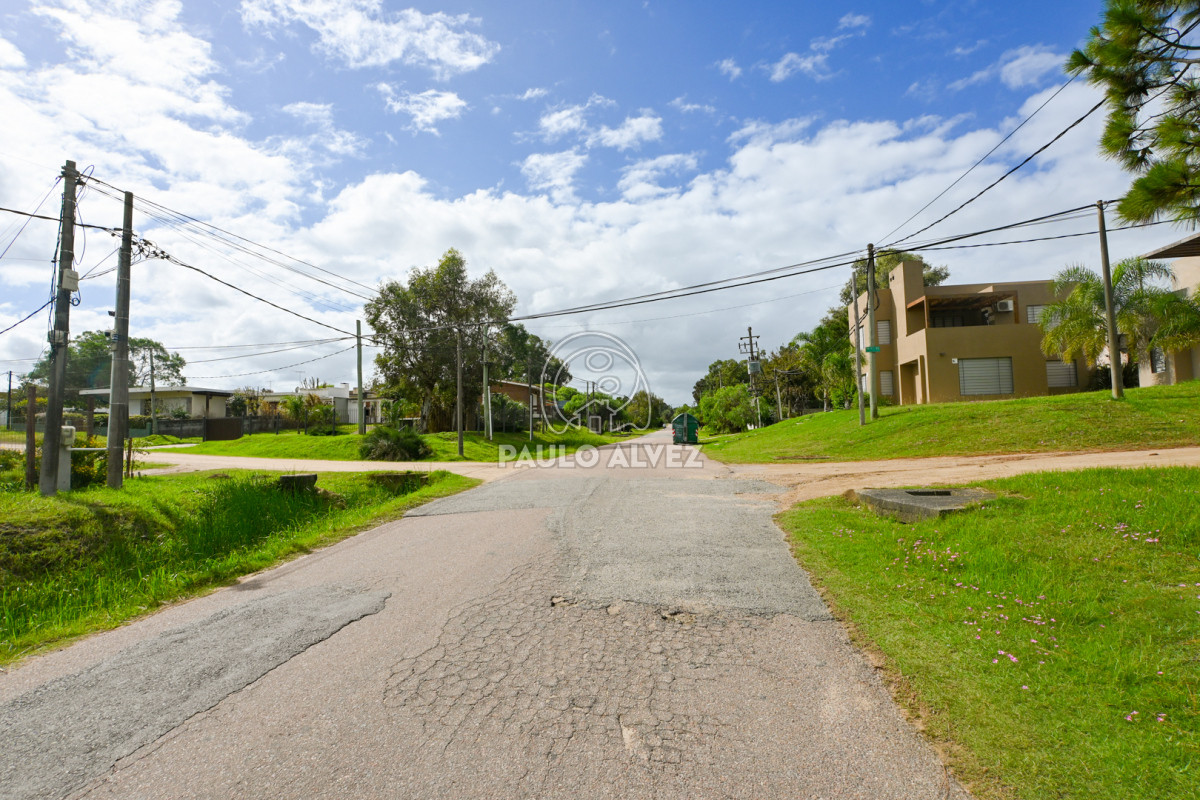 Playa Hermosa - GoPunta - Portal Inmobiliario de Punta del Este - Maldonado