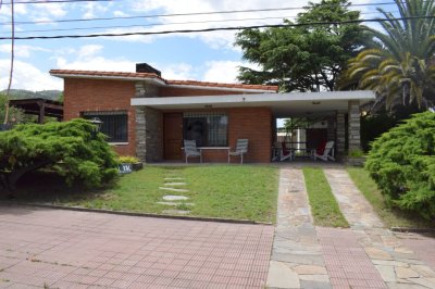 Balik, propiedad que se encuentra a metros del mar y zona céntrica. Zona ideal para vivir todo el año 