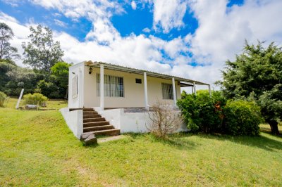 La vista- casa en un entorno tranquilo y sereno. Ideal para quienes buscan un espacio de relax.