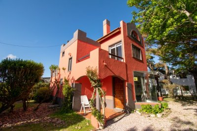 Pueblo del Sol 2 Ideal para venir a disfrutar de las vacaciones con tu familia o amigos. 