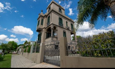 Excelente chalet a 200 metros del mar. onstruido en 1912 por Don Francisco Piria, con alto valor patrimonial en nuestro balneario,