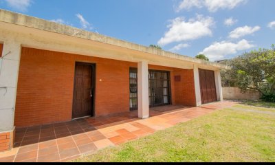 El Tunel, un lugar ideal para vivir todo el año o veranear. A metros del mar y minutos del centro de Piriápolis