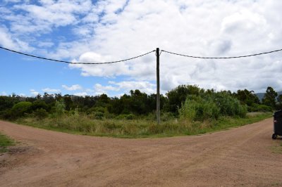Ch006- Chacra ubicada en Balneario Las Flores, Piriápolis. 