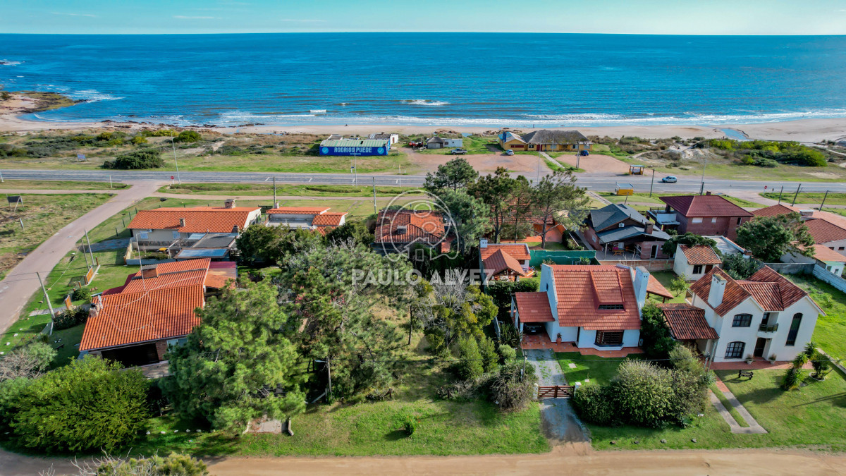 Playa Hermosa - GoPunta - Portal Inmobiliario de Punta del Este - Maldonado