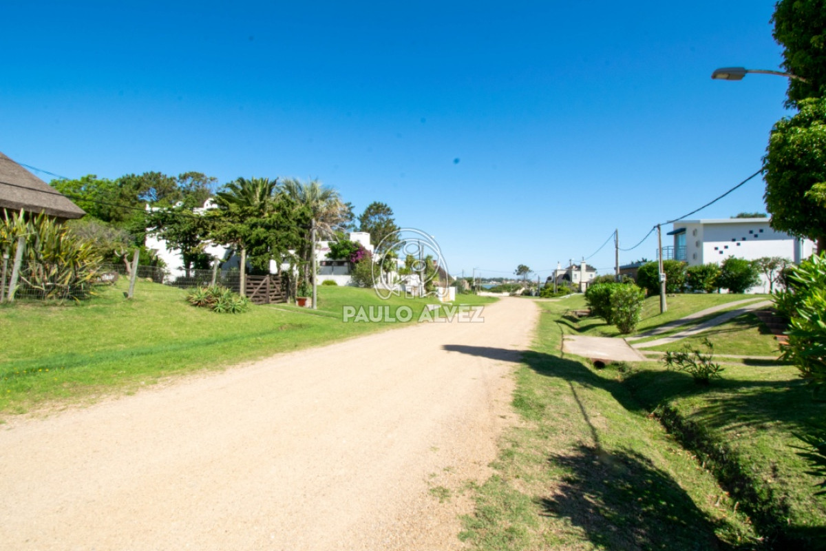 Playa Hermosa - GoPunta - Portal Inmobiliario de Punta del Este - Maldonado