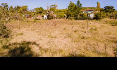 Te1583- Terreno con vista al cerro, a minutos de la ciudad de Piriápolis