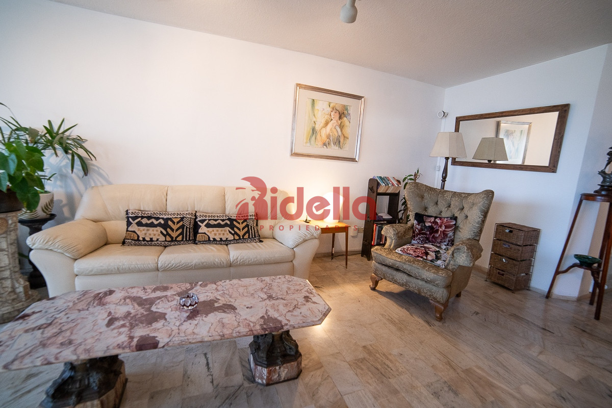 Apartamento ID.557 - Apartamento en venta 4 dormitorios, Roosvelt, Punta del Este