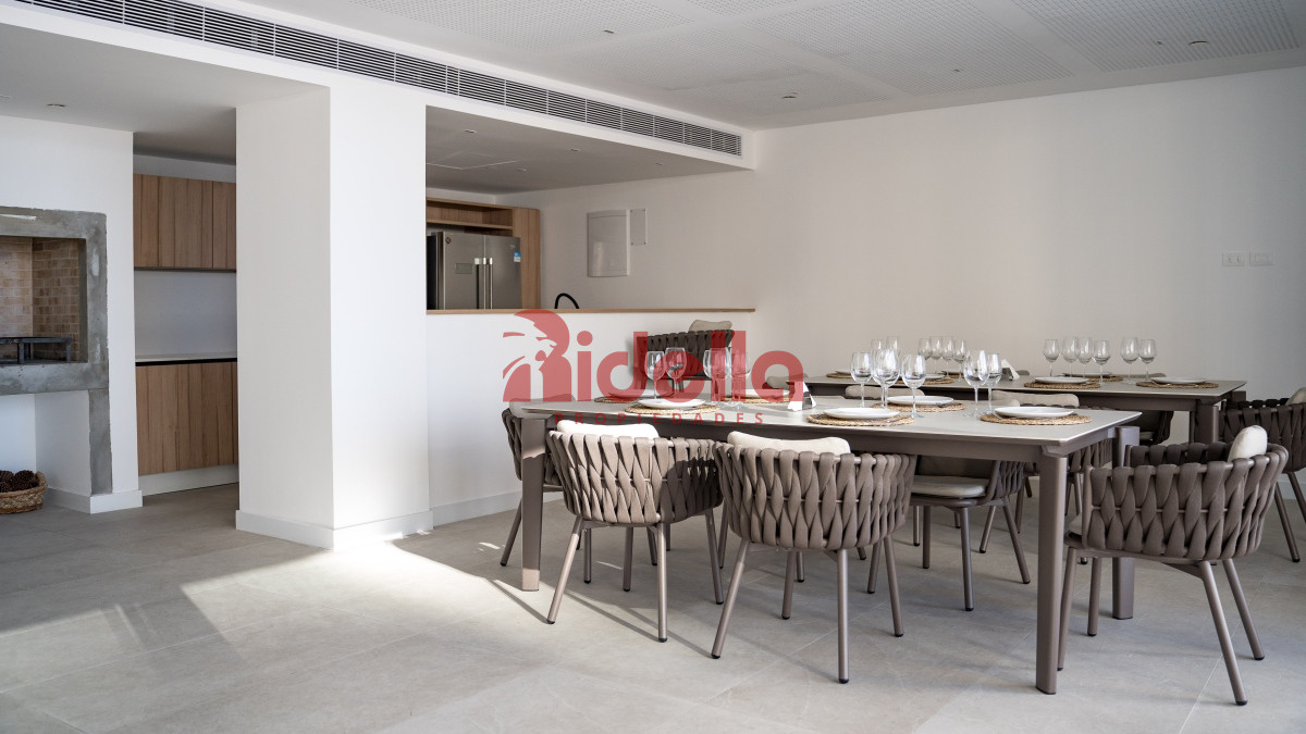 Apartamento ID.414 - Venta de Apartamento TRUMP TOWER 2 dorm, con financiación propia, Vista al mar