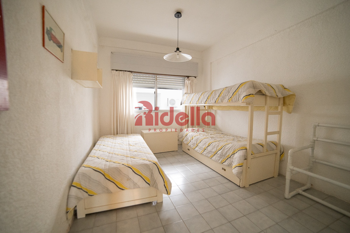 Apartamento ID.565 - Venta de apartamento 2 dormitorios en Península, Punta del Este