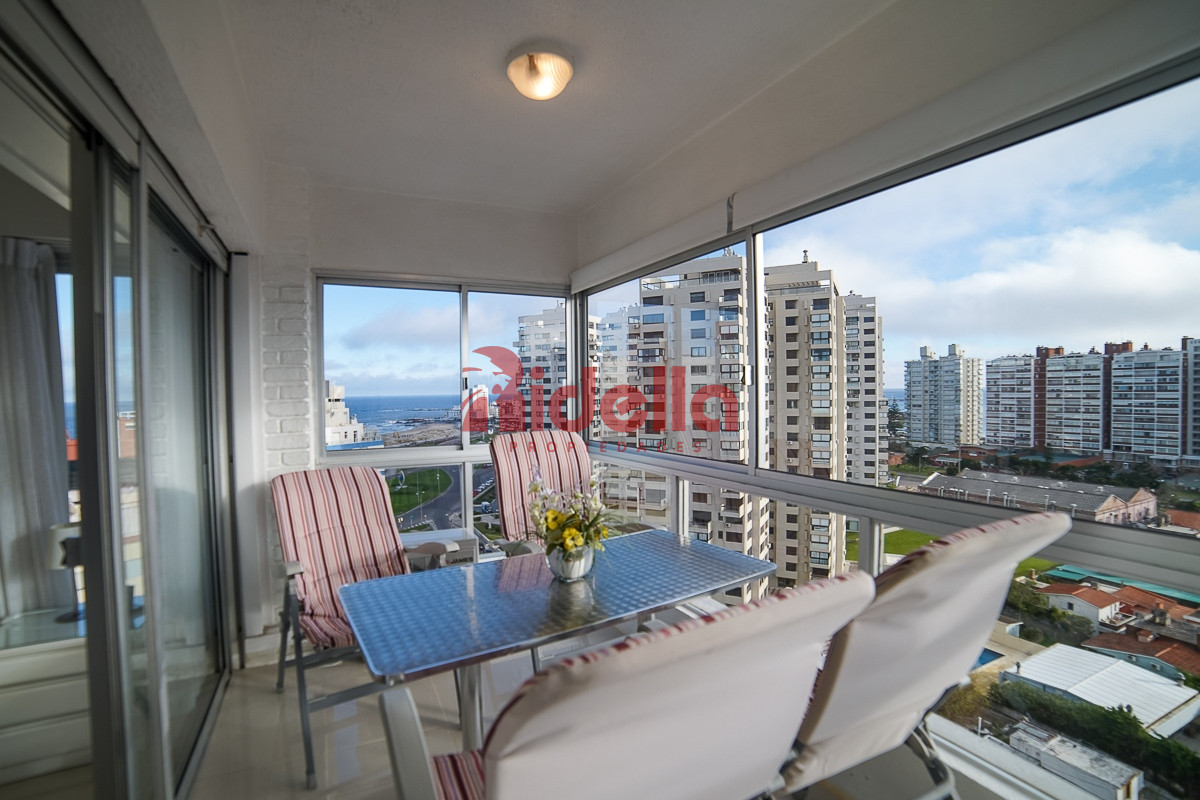Apartamento ID.517 - Venta de Apartamento 3 dormitorios en Torre Triangulo, Punta del Este