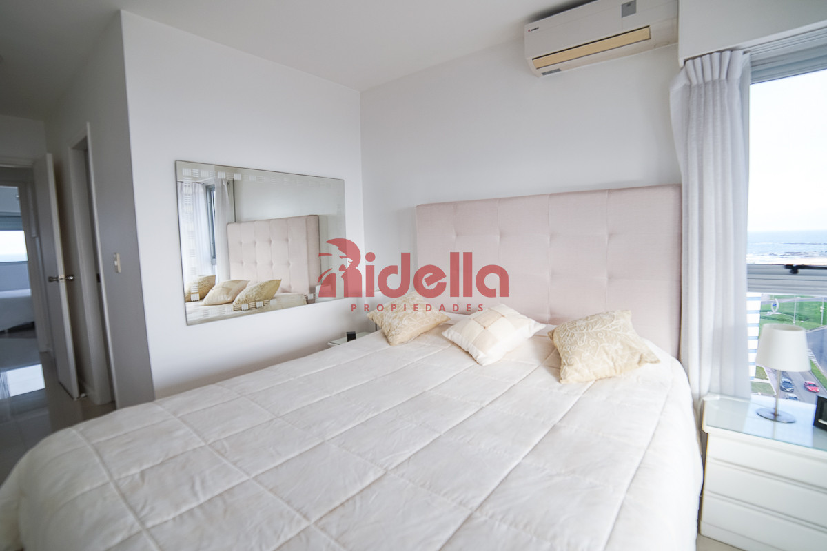 Apartamento ID.517 - Venta de Apartamento 3 dormitorios en Torre Triangulo, Punta del Este