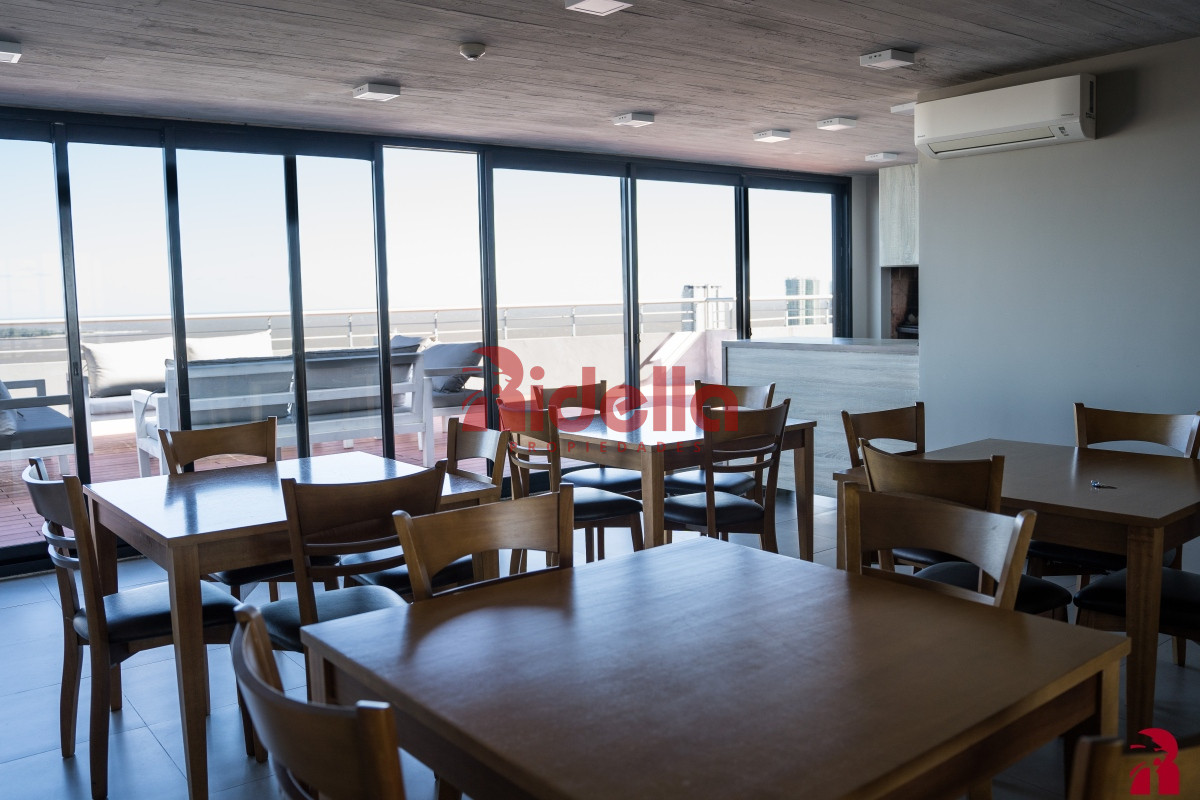 Apartamento ID.557 - Apartamento en venta 4 dormitorios, Roosvelt, Punta del Este