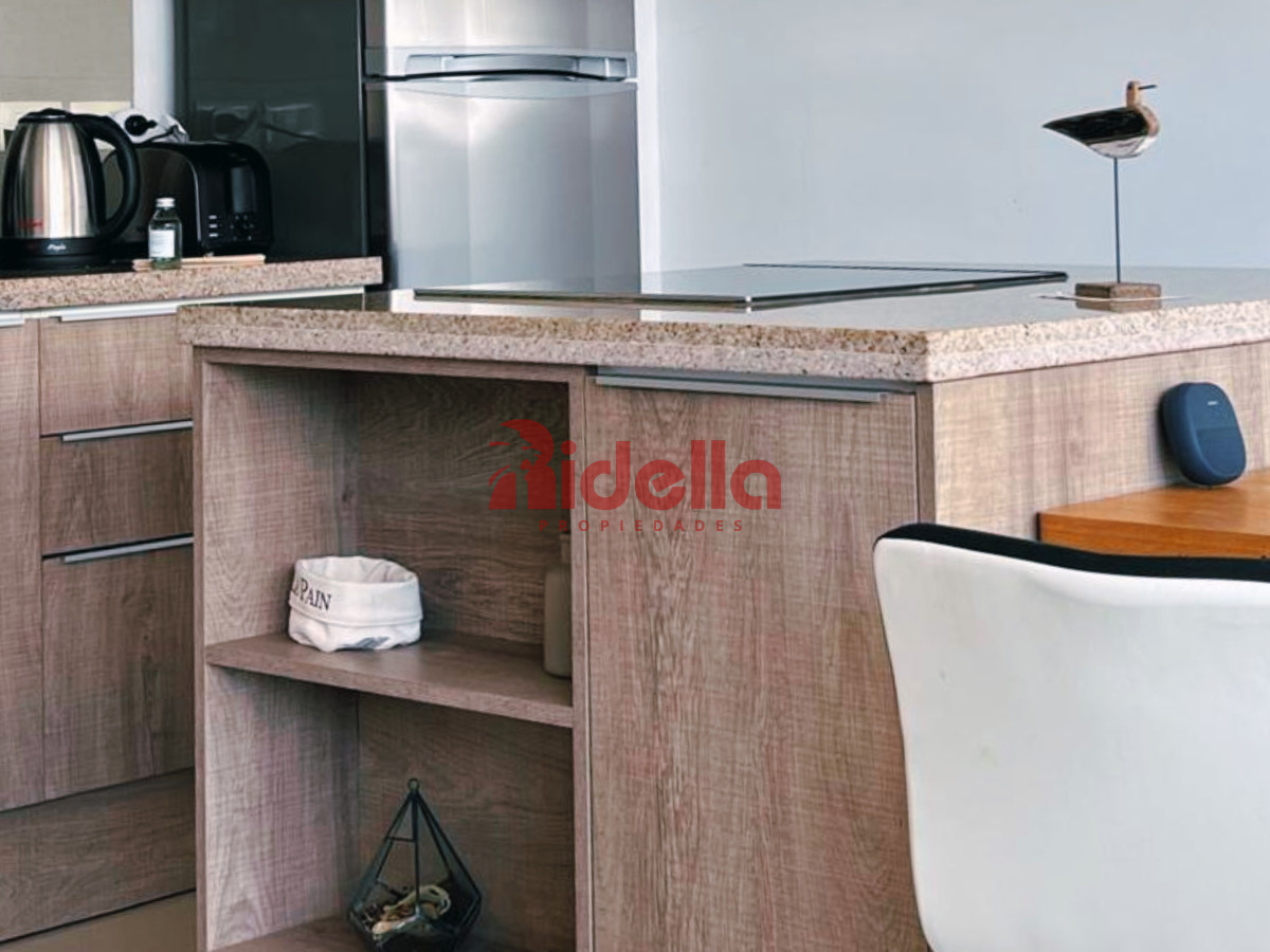 Apartamento ID.647 - Venta de Apartamento 1 Dormitorio en Península, Punta del Este