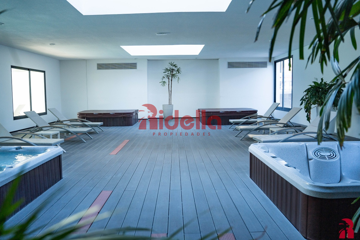Apartamento ID.557 - Apartamento en venta 4 dormitorios, Roosvelt, Punta del Este