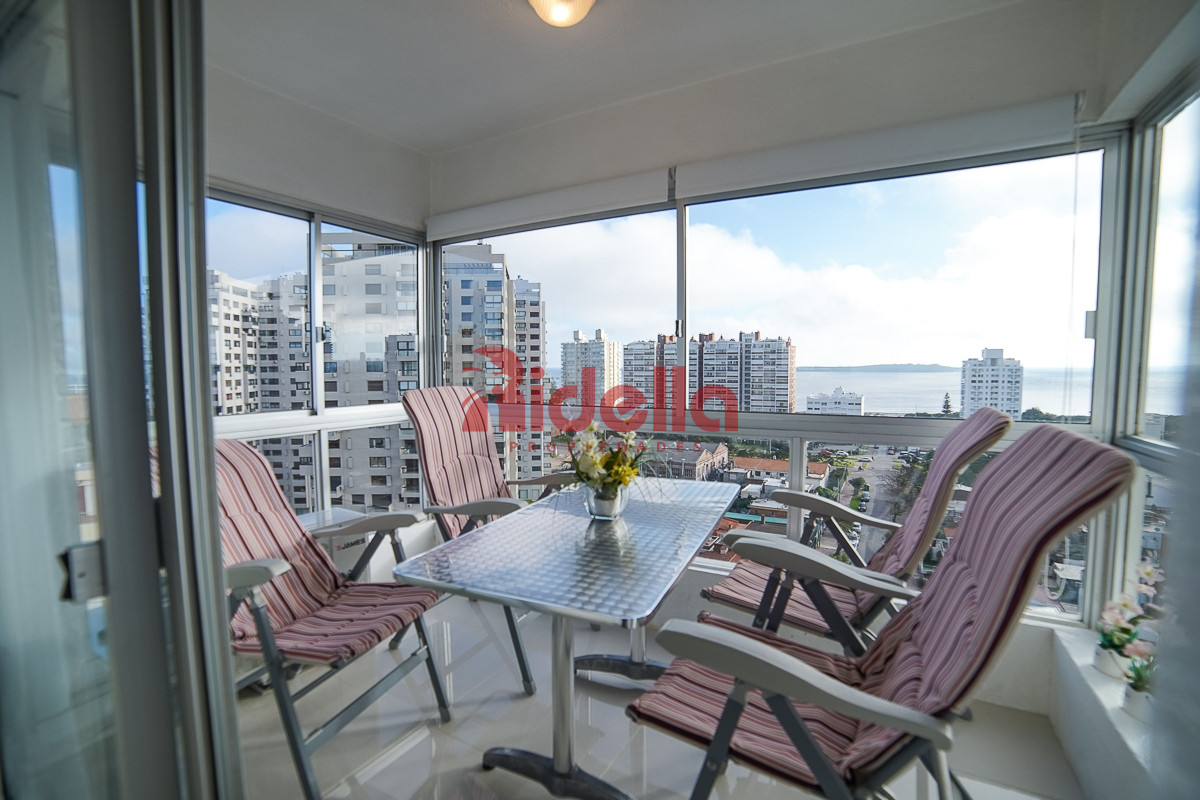 Apartamento ID.517 - Venta de Apartamento 3 dormitorios en Torre Triangulo, Punta del Este