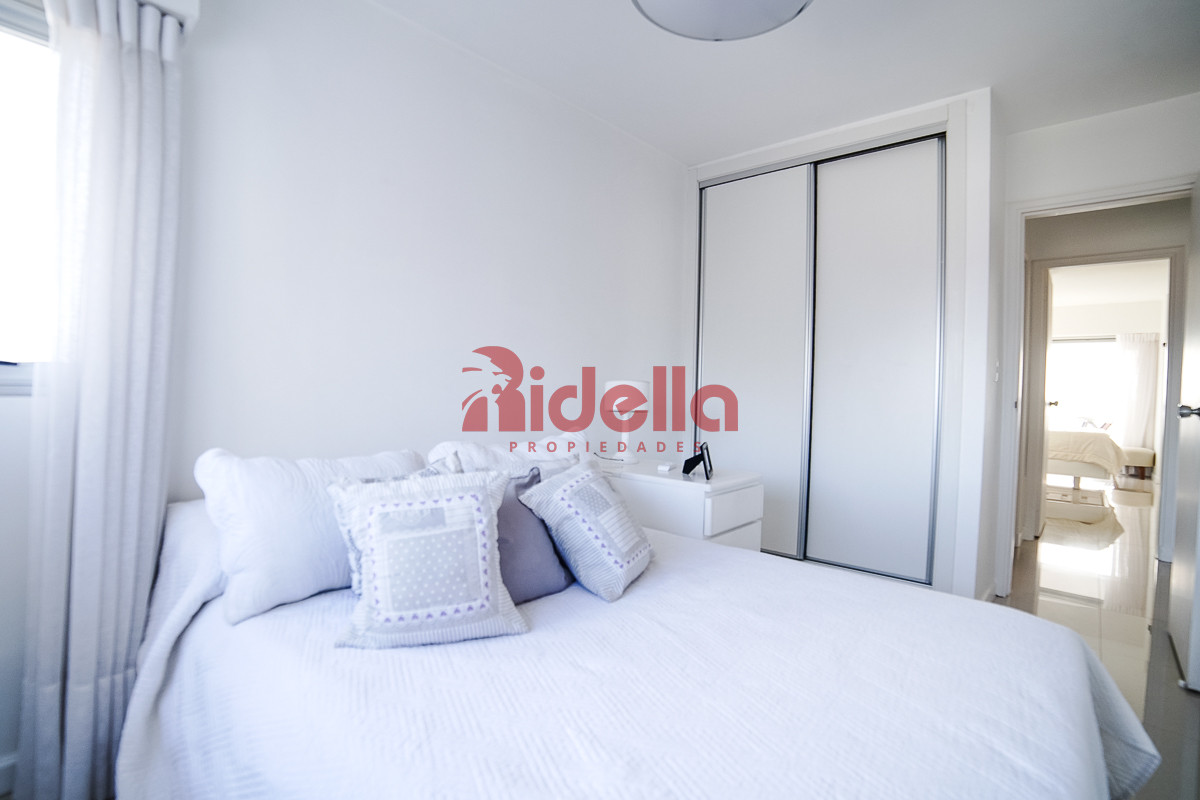 Apartamento ID.517 - Venta de Apartamento 3 dormitorios en Torre Triangulo, Punta del Este