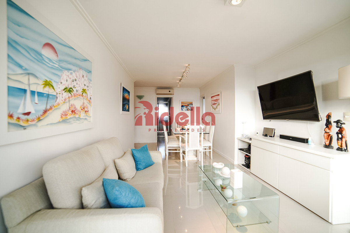 Apartamento ID.517 - Venta de Apartamento 3 dormitorios en Torre Triangulo, Punta del Este