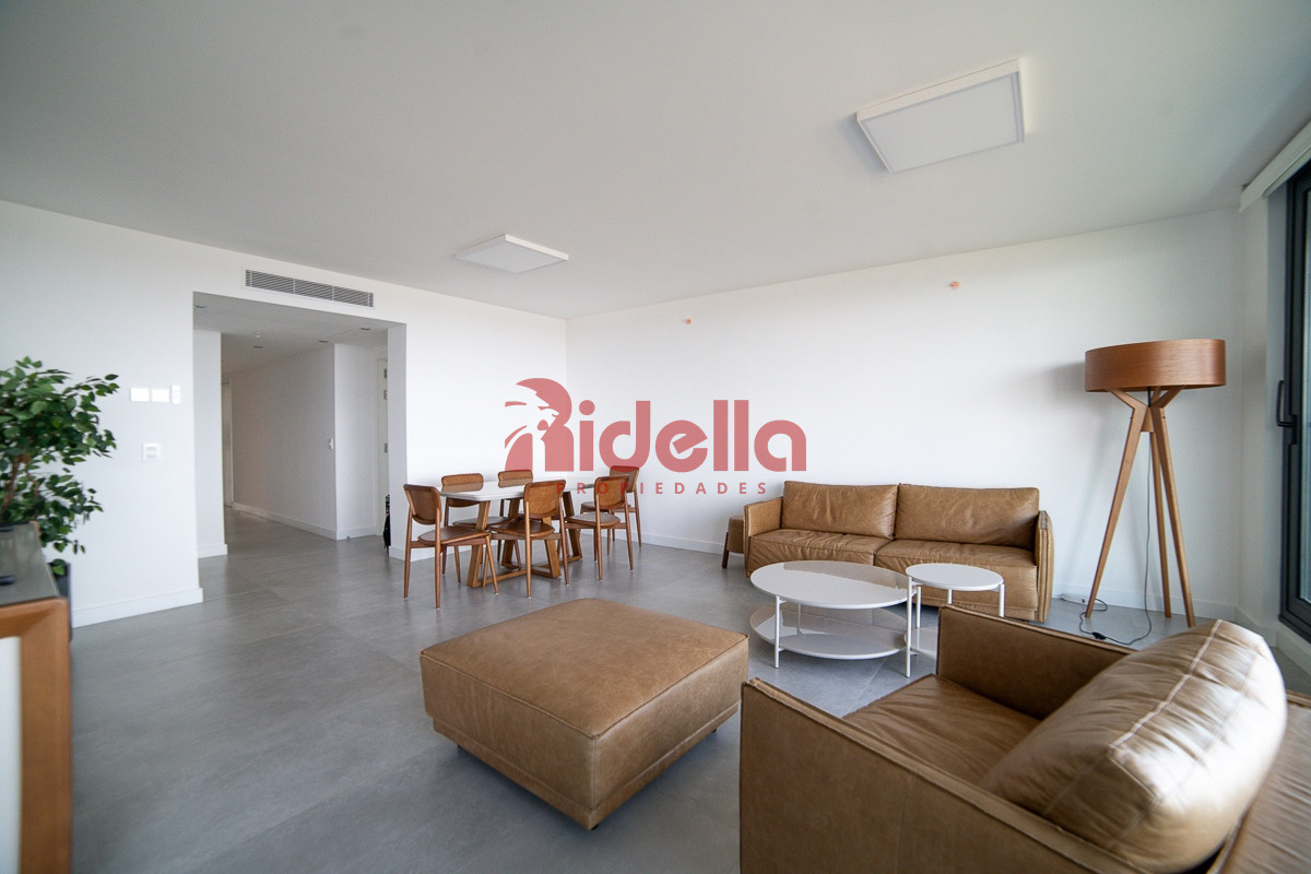 Apartamento ID.504 - Venta de apartamento 2 dormitorios en Playa Mansa, Maldonado
