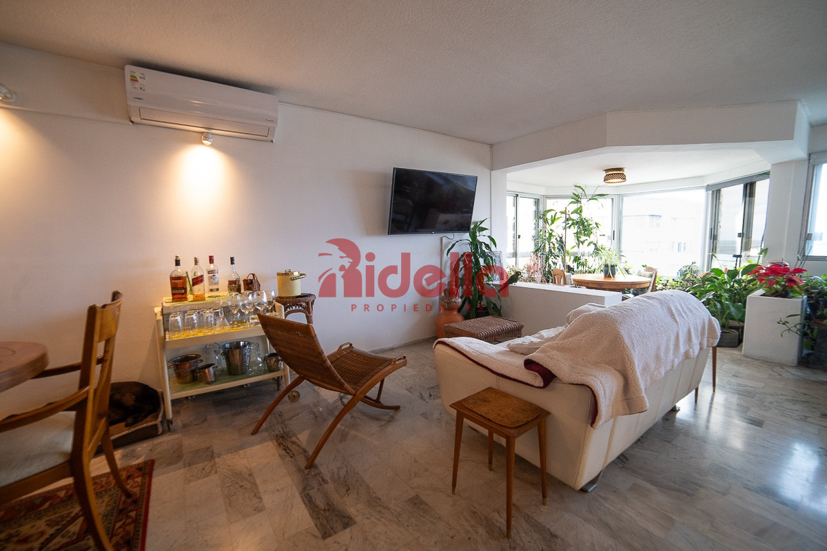Apartamento ID.557 - Apartamento en venta 4 dormitorios, Roosvelt, Punta del Este