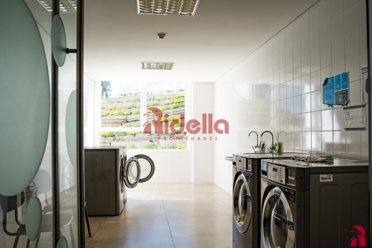 Apartamento ID.557 - Apartamento en venta 4 dormitorios, Roosvelt, Punta del Este