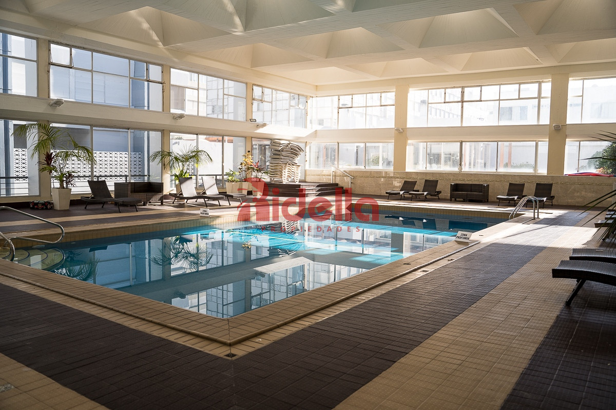 Apartamento ID.460 - Venta de Apartamento 3 dormitorios + servicio en Península, Punta del Este