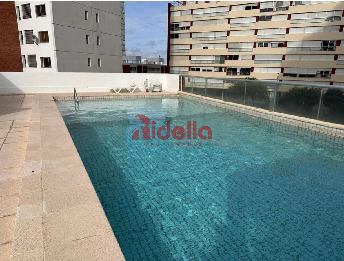 Apartamento ID.517 - Venta de Apartamento 3 dormitorios en Torre Triangulo, Punta del Este