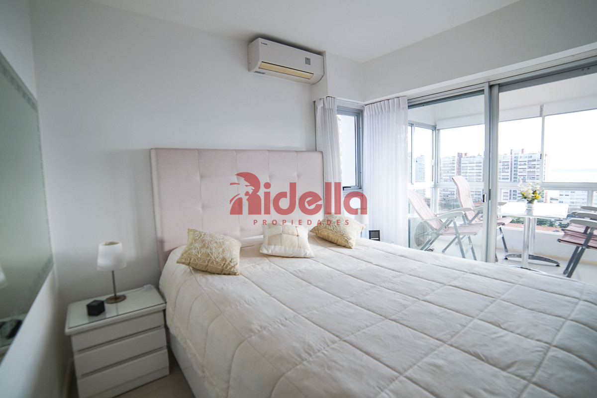 Apartamento ID.517 - Venta de Apartamento 3 dormitorios en Torre Triangulo, Punta del Este