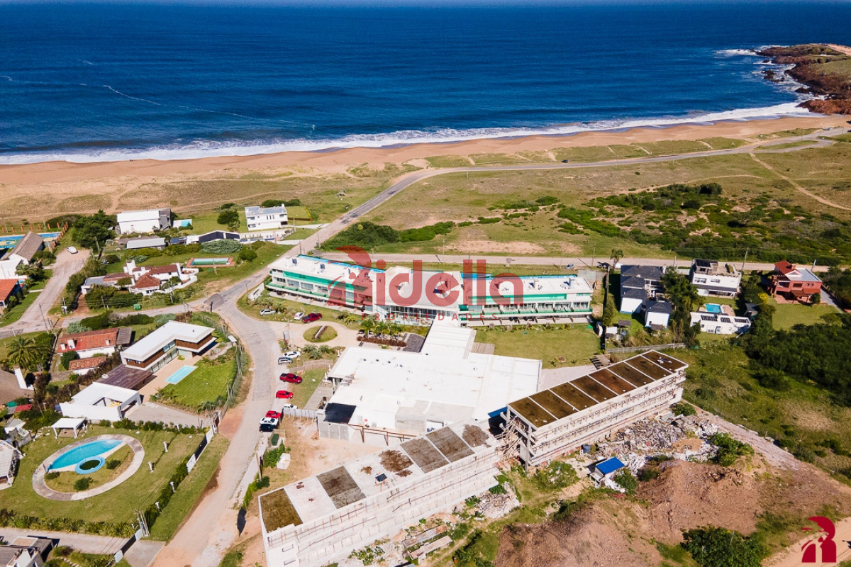 Apartamento ID.560 - Venta de Apartamento de 2 dormitorios, Punta Ballena