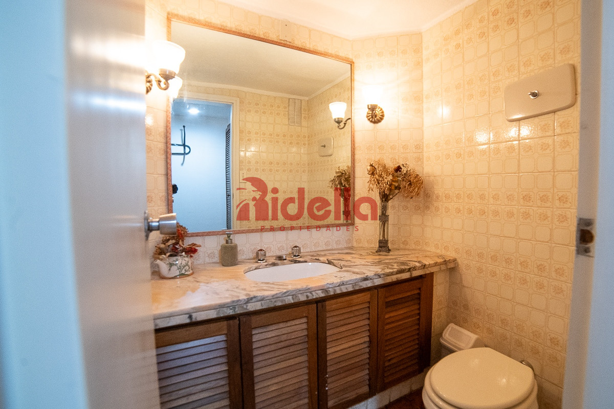 Apartamento ID.557 - Apartamento en venta 4 dormitorios, Roosvelt, Punta del Este