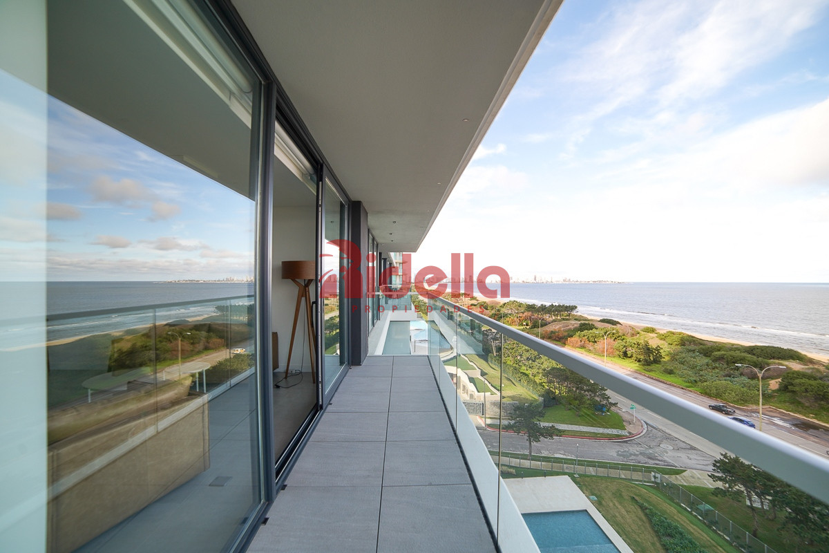 Apartamento ID.504 - Venta de apartamento 2 dormitorios en Playa Mansa, Maldonado