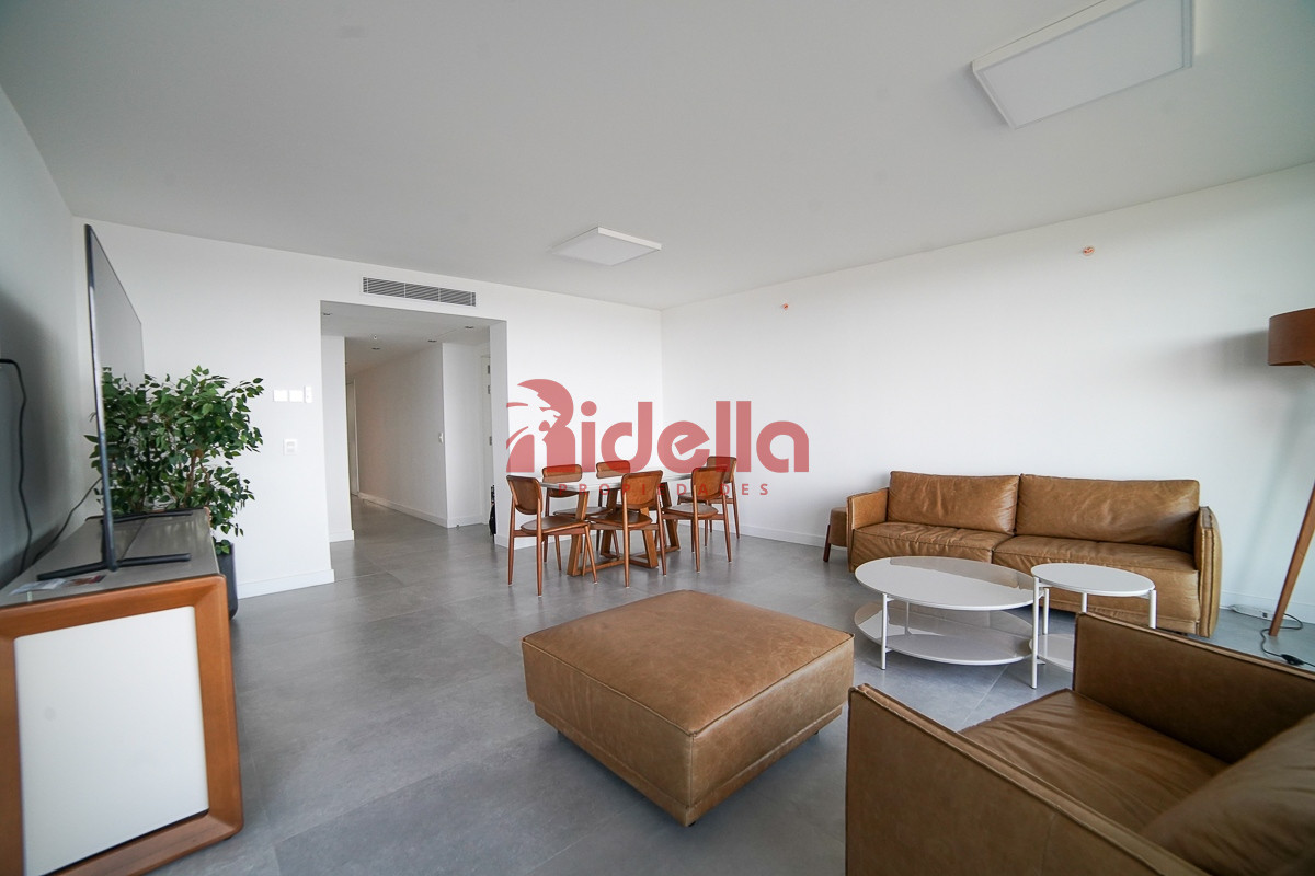 Apartamento ID.504 - Venta de apartamento 2 dormitorios en Playa Mansa, Maldonado