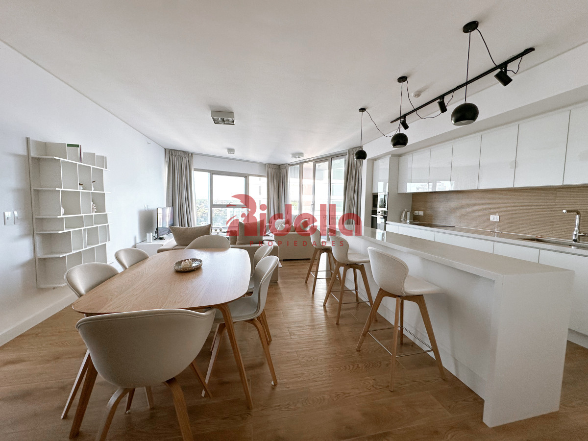 Apartamento ID.414 - Venta de Apartamento TRUMP TOWER 2 dorm, con financiación propia, Vista al mar