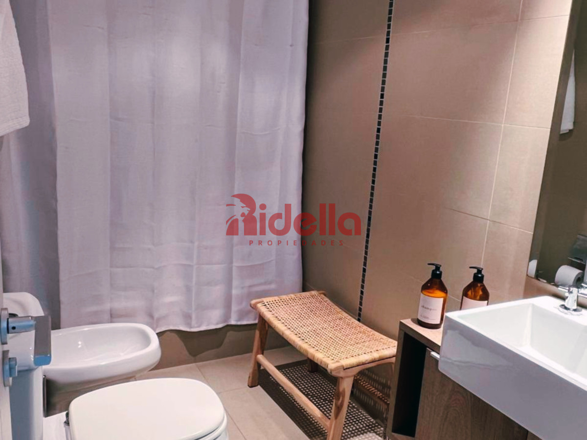 Apartamento ID.647 - Venta de Apartamento 1 Dormitorio en Península, Punta del Este