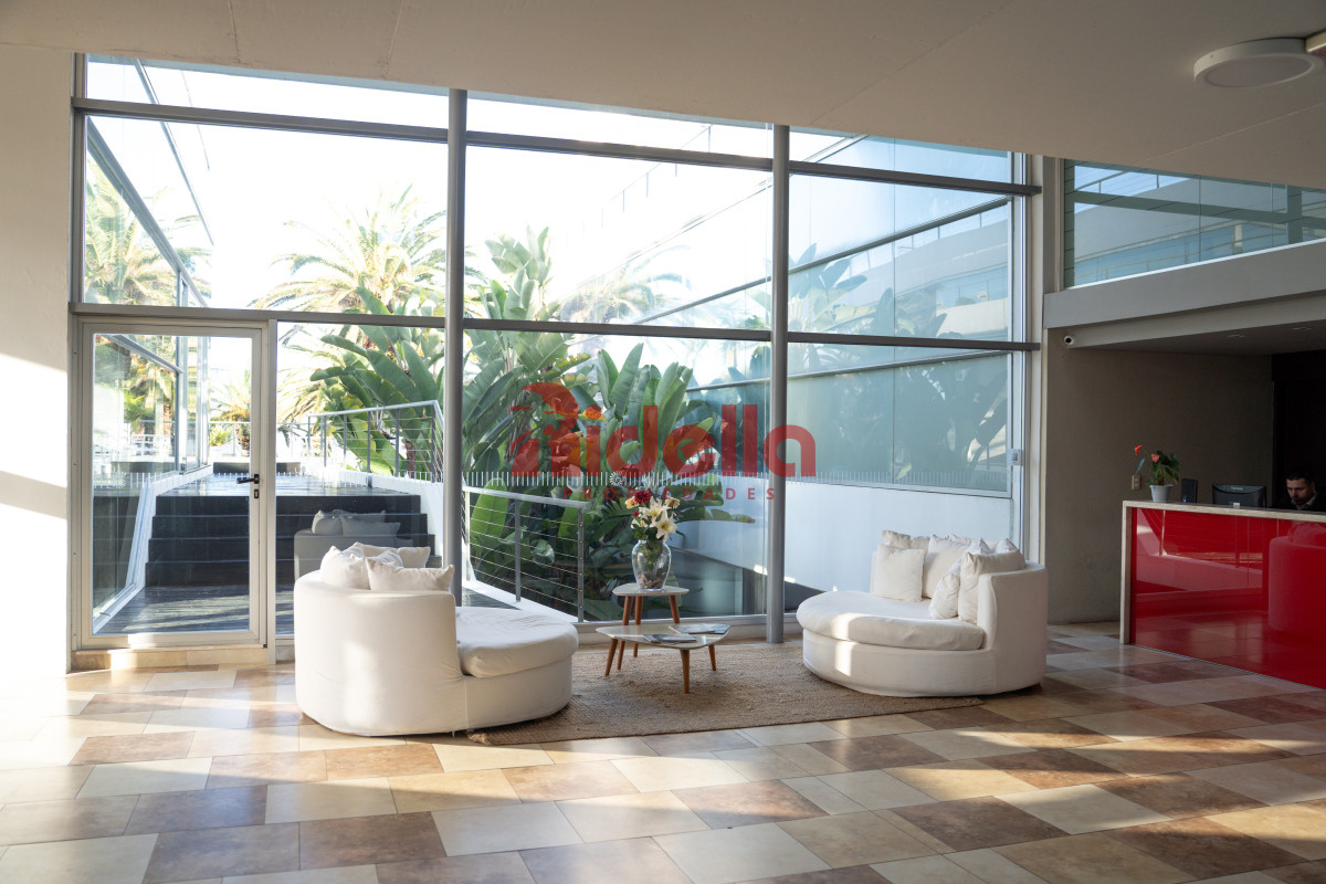 Apartamento ID.647 - Venta de Apartamento 1 Dormitorio en Península, Punta del Este