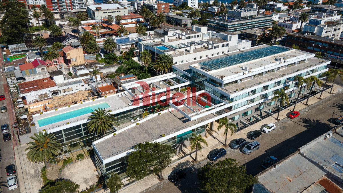 Apartamento ID.647 - Venta de Apartamento 1 Dormitorio en Península, Punta del Este