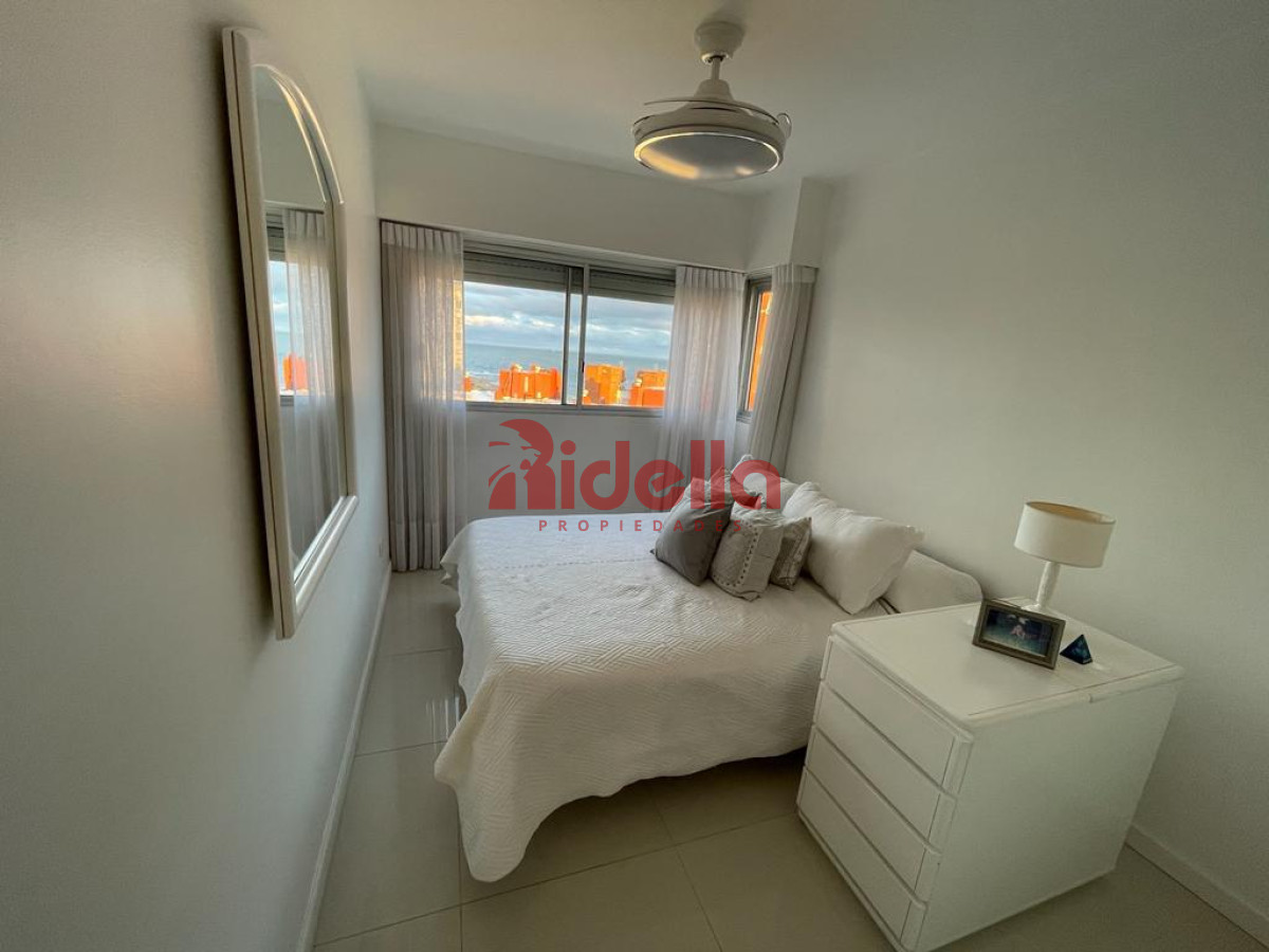 Apartamento ID.517 - Venta de Apartamento 3 dormitorios en Torre Triangulo, Punta del Este