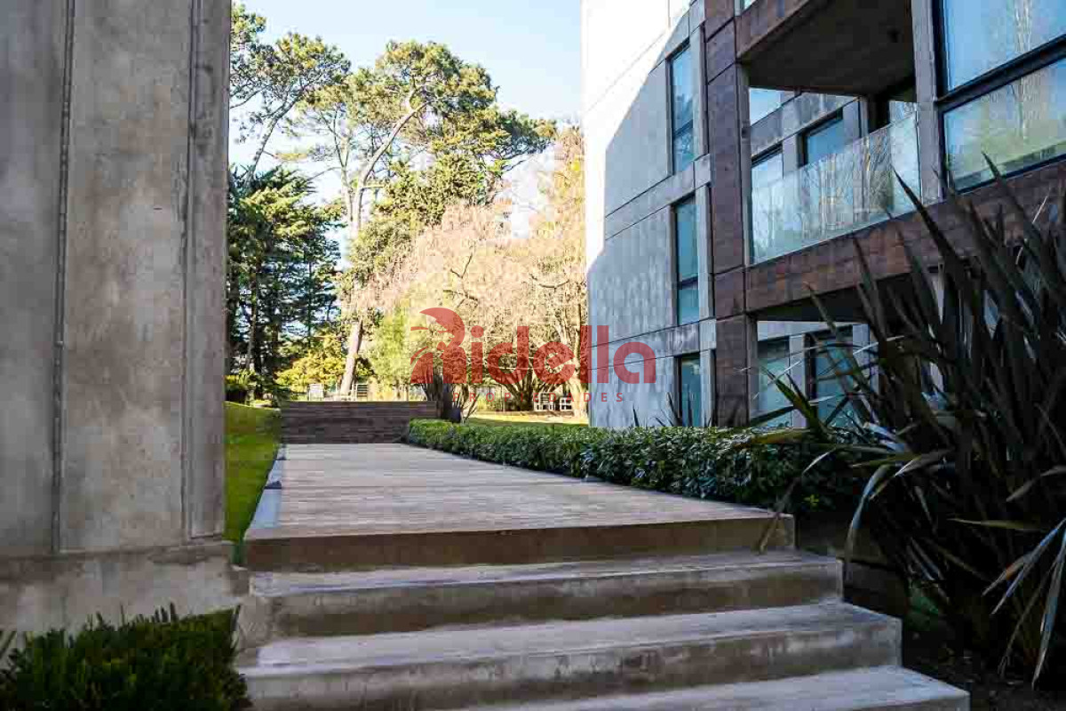 Apartamento ID.571 - Venta exclusivo apartamento de 1 dormitorio en Punta del Este