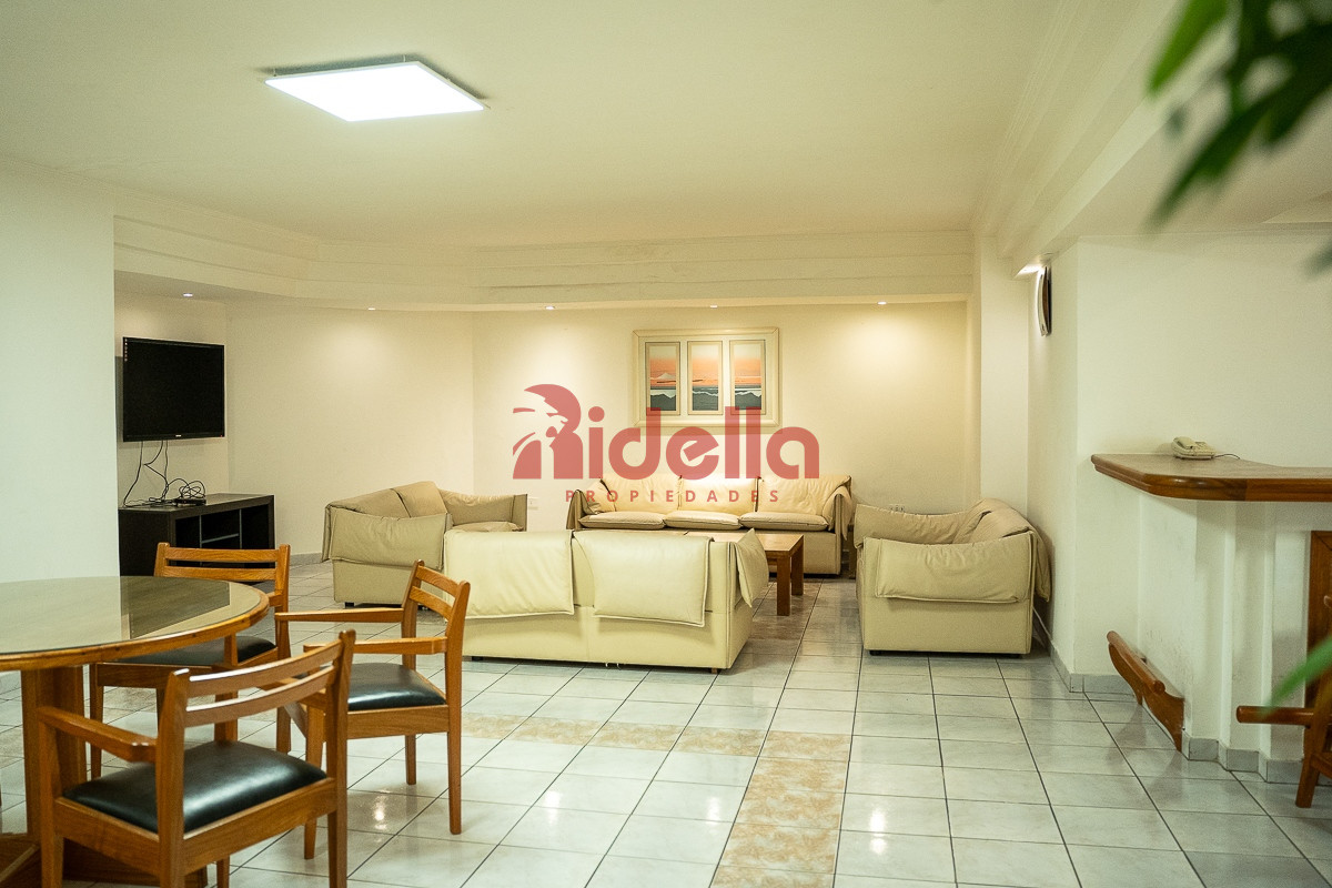 Apartamento ID.557 - Apartamento en venta 4 dormitorios, Roosvelt, Punta del Este