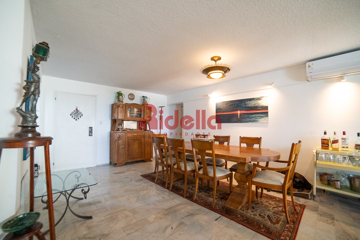 Apartamento ID.557 - Apartamento en venta 4 dormitorios, Roosvelt, Punta del Este
