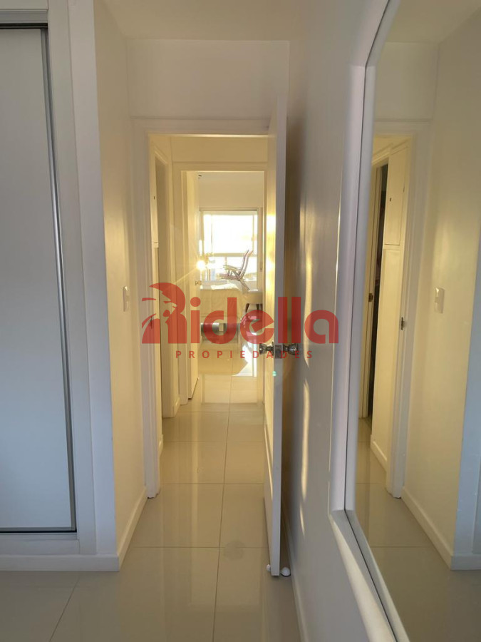 Apartamento ID.517 - Venta de Apartamento 3 dormitorios en Torre Triangulo, Punta del Este