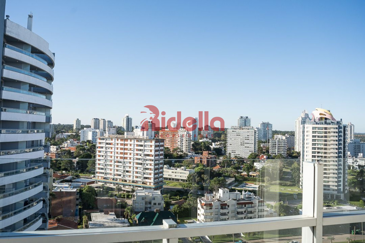 Apartamento ID.467 - Departamento en venta  3 dormitorios
